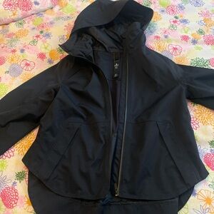 Lululemon jacket size 4